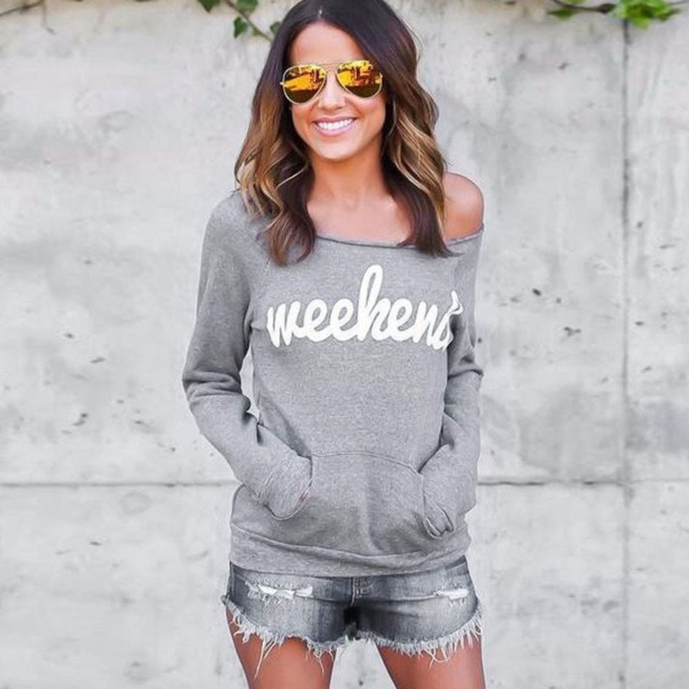 WEEKEND💕 gray off the shoulder sweater top pocket - Picture 2 of 5
